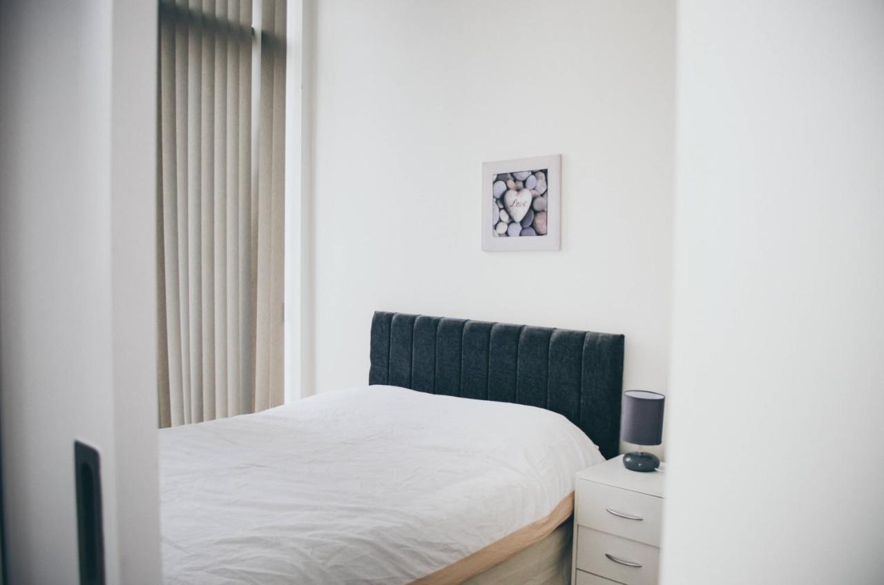 Penthouse In Liverpool City Centre - Free Parking - Balcony - By Happy Days Ngoại thất bức ảnh