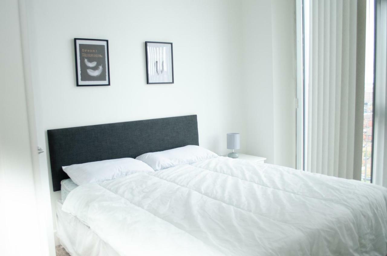 Penthouse In Liverpool City Centre - Free Parking - Balcony - By Happy Days Ngoại thất bức ảnh